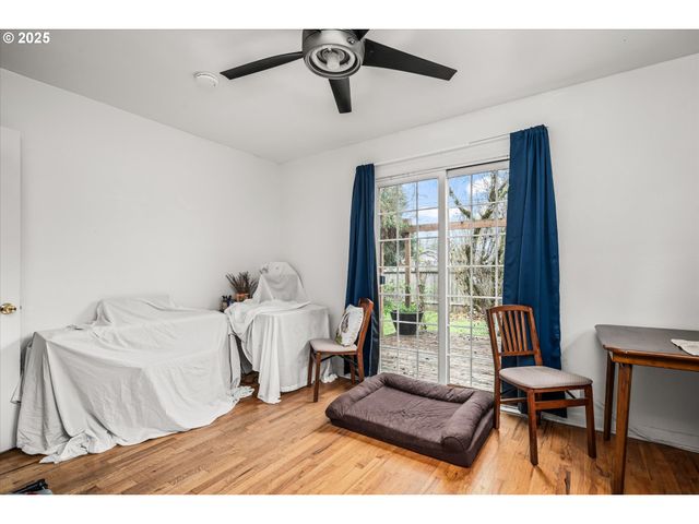 1735 MINDA Dr, Eugene, OR 97401