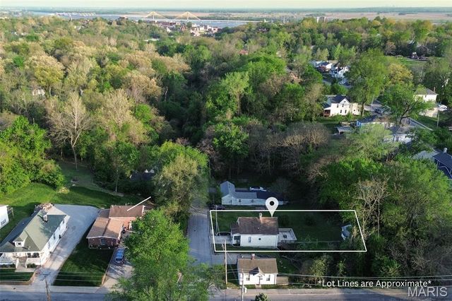 1334 Monroe Street, Alton, IL 62002