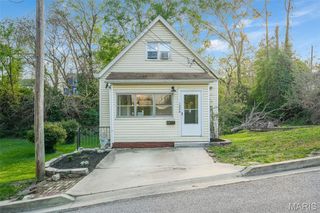 1334 Monroe Street, Alton, IL 62002