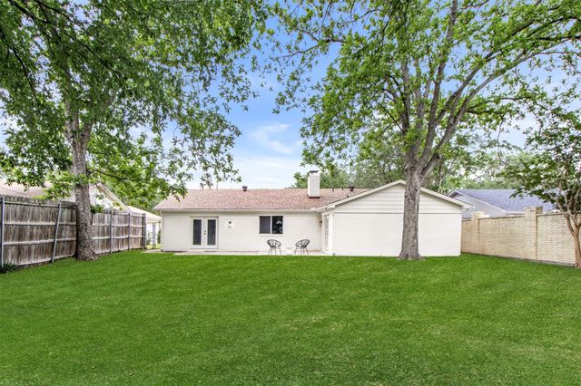 1127 Kris Street, Irving, TX 75060