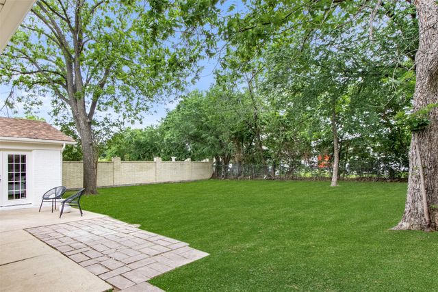 1127 Kris Street, Irving, TX 75060