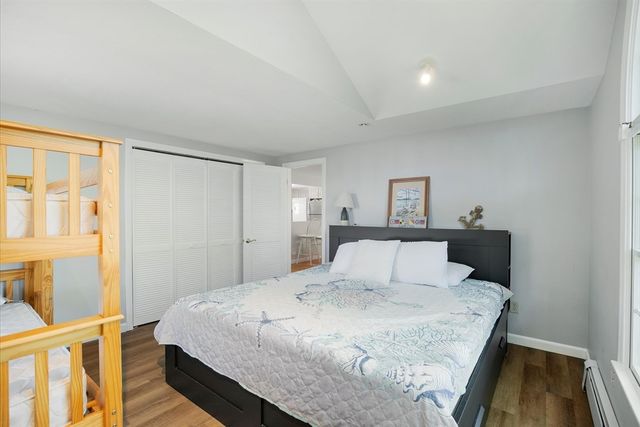 6 Parkwood Ct, Yarmouth, MA 02664