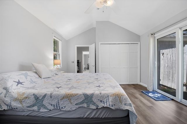 6 Parkwood Ct, Yarmouth, MA 02664