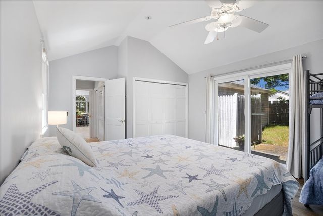 6 Parkwood Ct, Yarmouth, MA 02664