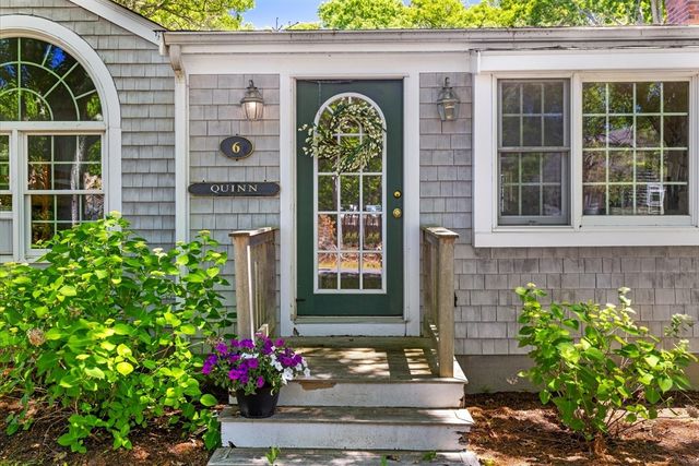 6 Parkwood Ct, Yarmouth, MA 02664
