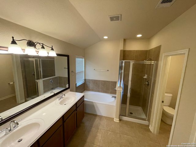 5530 Thunder Oaks, San Antonio, TX 78261