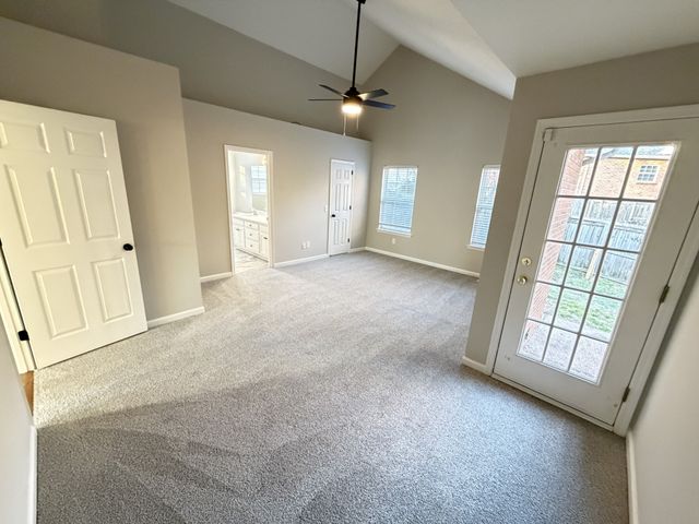 148 S Birchwood Dr, Hendersonville, TN 37075