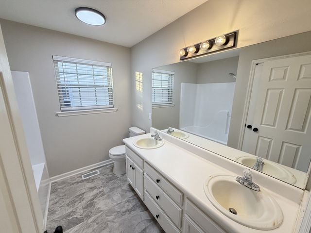 148 S Birchwood Dr, Hendersonville, TN 37075