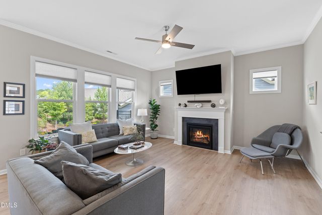 916 Market House Way, Cary, NC 27518