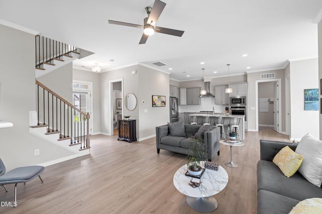 916 Market House Way, Cary, NC 27518