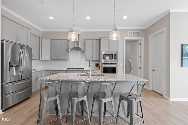 916 Market House Way, Cary, NC 27518
