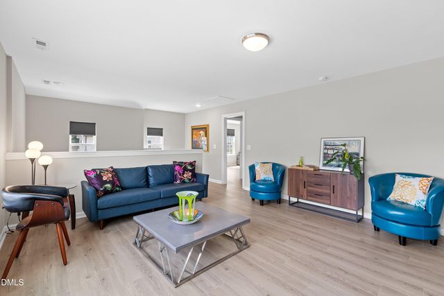 916 Market House Way, Cary, NC 27518