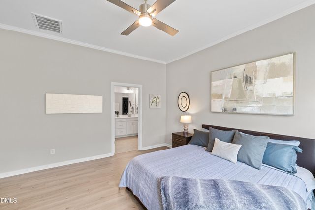916 Market House Way, Cary, NC 27518