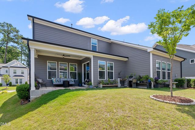 916 Market House Way, Cary, NC 27518