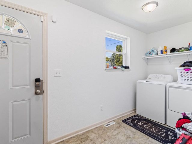 1579 S 21st STREET, Milwaukee, WI 53204