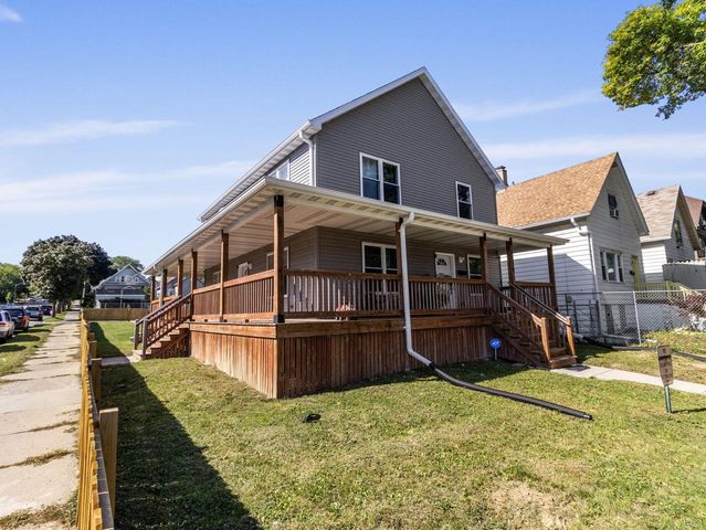 1579 S 21st STREET, Milwaukee, WI 53204