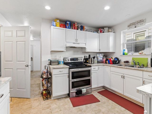 1579 S 21st STREET, Milwaukee, WI 53204