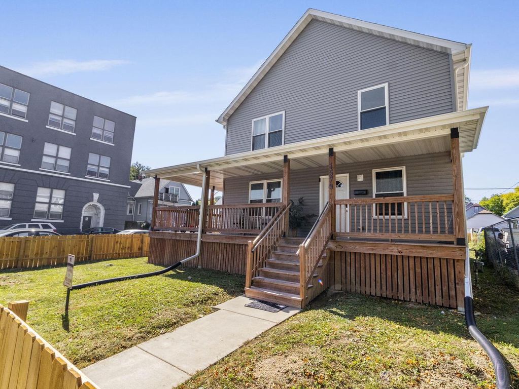 1579 S 21st STREET, Milwaukee, WI 53204
