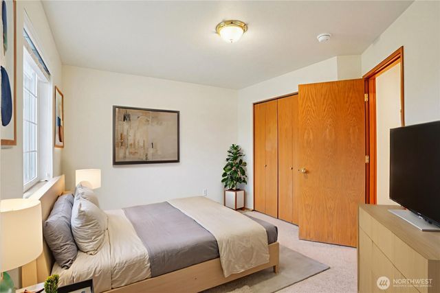 35031 8th Place SW, Federal Way, WA 98023