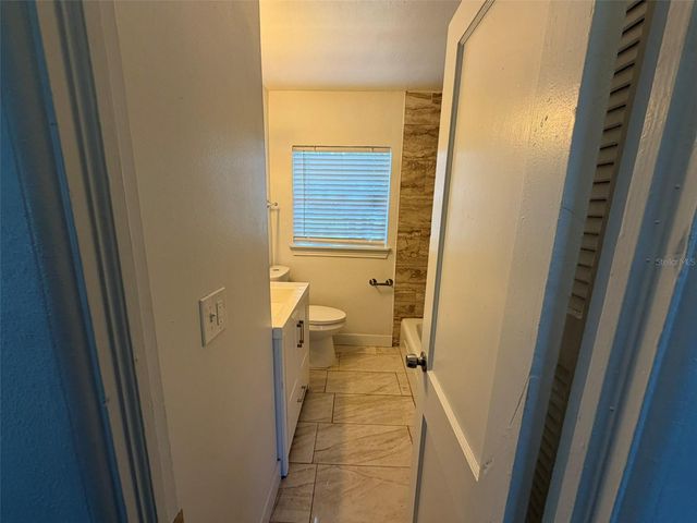 5318 S RIVER ROAD, Jacksonville, FL 32211