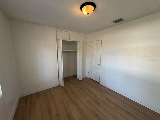 5318 S RIVER ROAD, Jacksonville, FL 32211