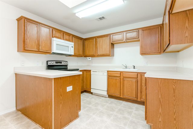 1513 S 3rd Street S, Midlothian, TX 76065