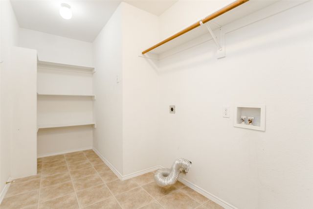 1513 S 3rd Street S, Midlothian, TX 76065