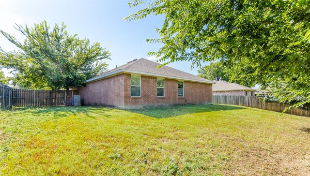 1513 S 3rd Street S, Midlothian, TX 76065
