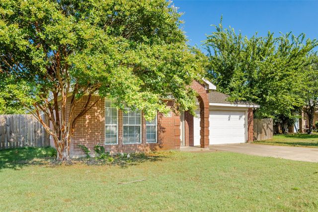 1513 S 3rd Street S, Midlothian, TX 76065