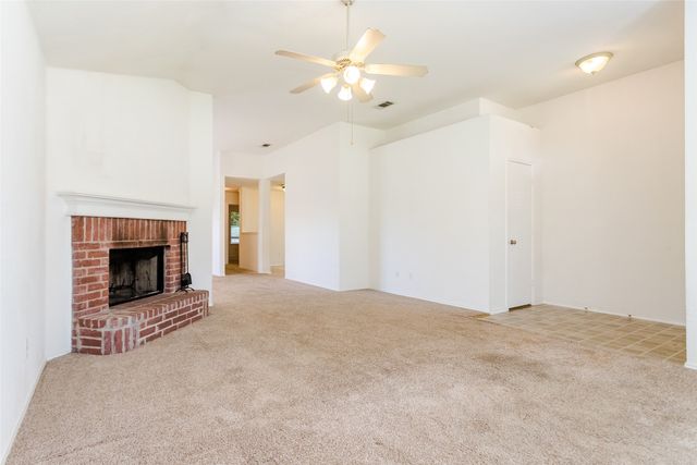1513 S 3rd Street S, Midlothian, TX 76065