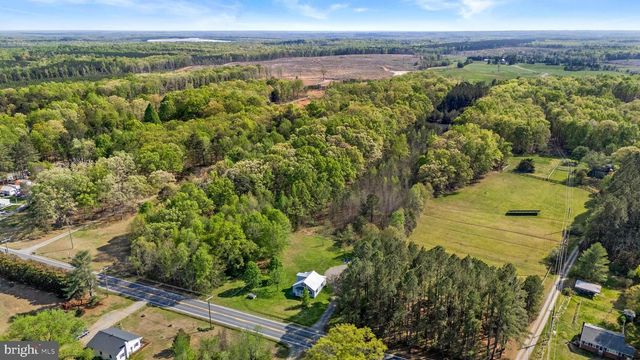18634 LOUISA RD, Louisa, VA 23093