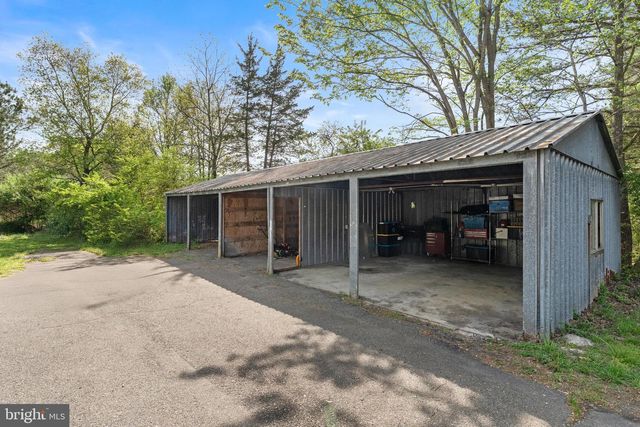18634 LOUISA RD, Louisa, VA 23093