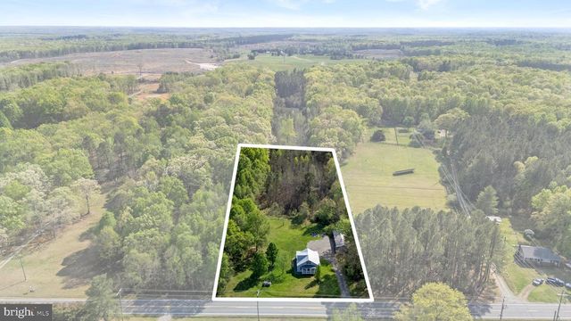 18634 LOUISA RD, Louisa, VA 23093