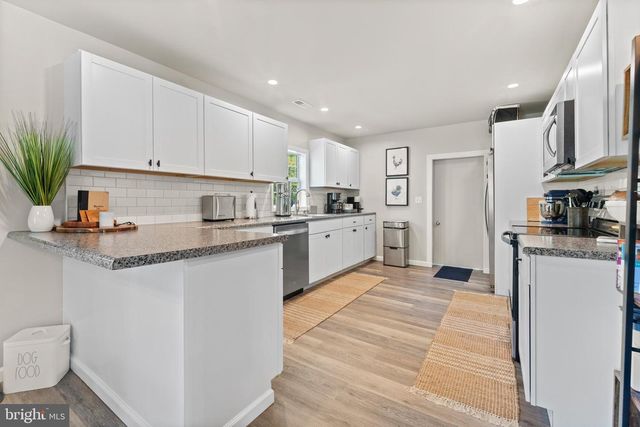 18634 LOUISA RD, Louisa, VA 23093