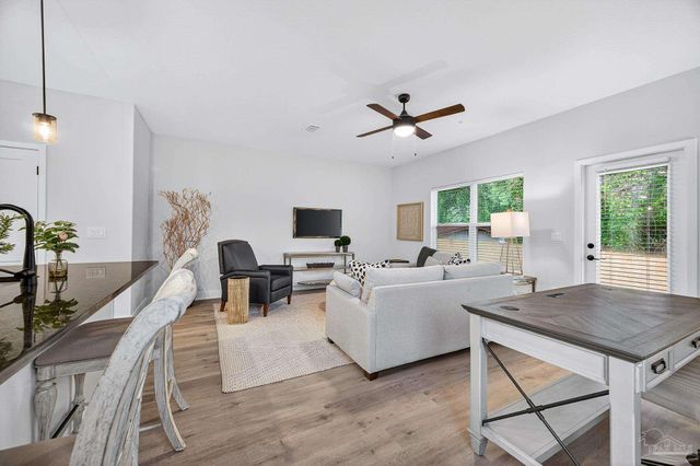 7051 Cedar Grove Rd 1A, Pensacola, FL 32504