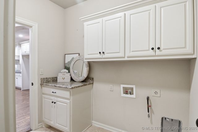 11343 S 75th East Avenue, Bixby, OK 74008