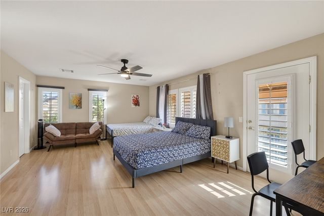 8061 Retriever Avenue, Las Vegas, NV 89147