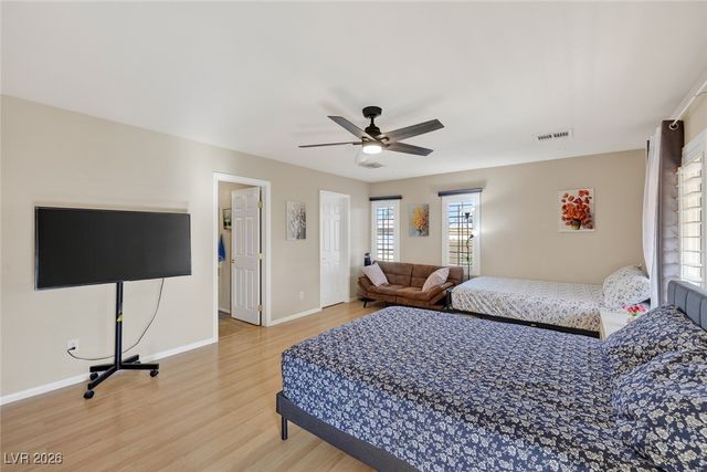 8061 Retriever Avenue, Las Vegas, NV 89147