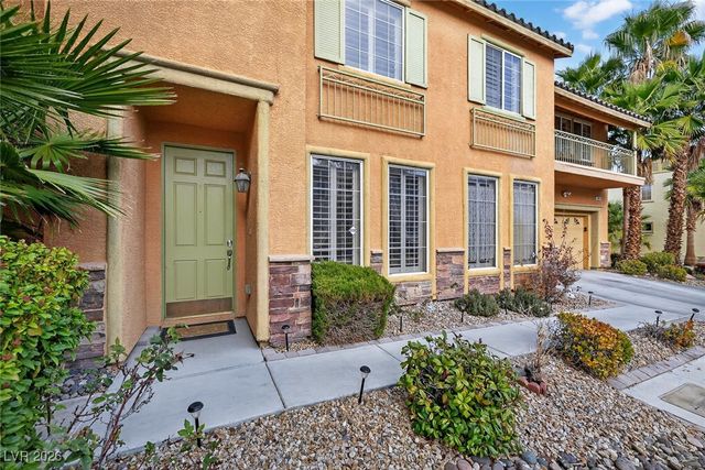 8061 Retriever Avenue, Las Vegas, NV 89147