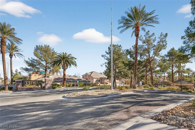 8061 Retriever Avenue, Las Vegas, NV 89147