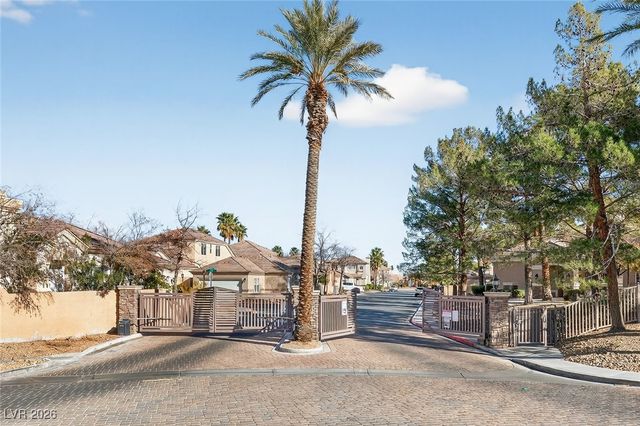 8061 Retriever Avenue, Las Vegas, NV 89147