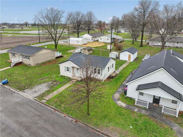 602 SW 7th Terrace, Concordia, MO 64020