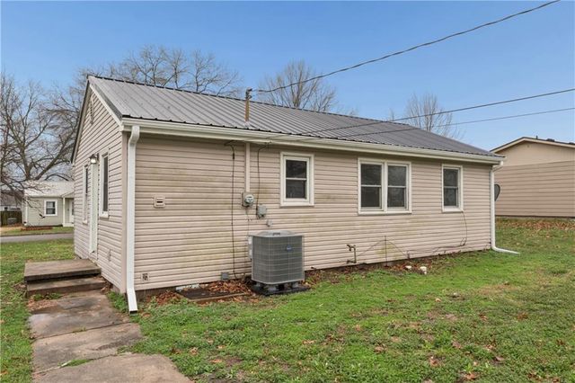 602 SW 7th Terrace, Concordia, MO 64020