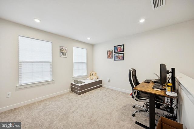 243 CHASTAIN DR, Honey Brook, PA 19344