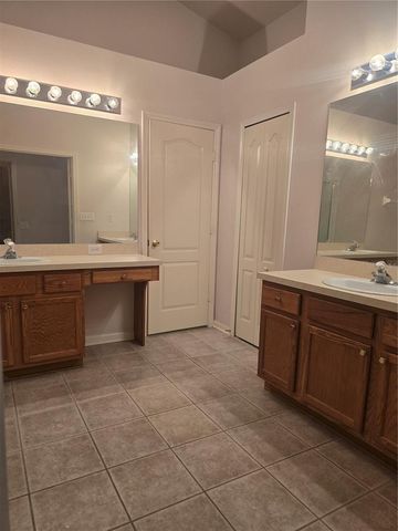 31125 HANNIGAN PLACE, Wesley Chapel, FL 33543