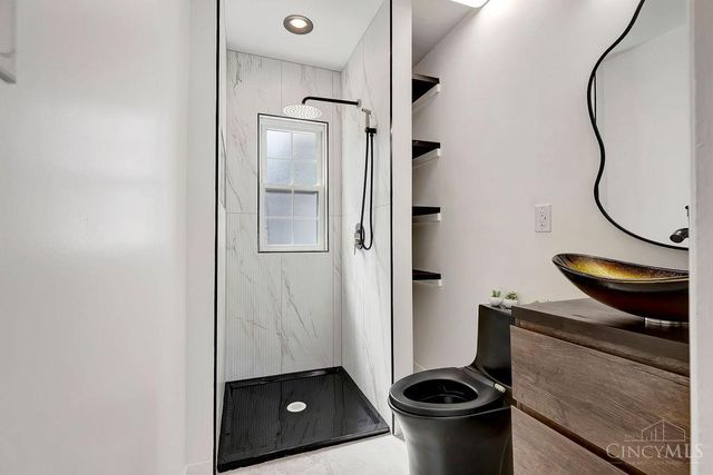 7739 Bowen Ave, Cincinnati, OH 45255