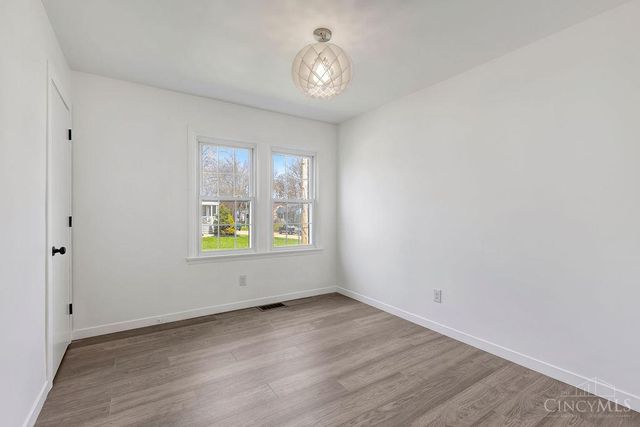 7739 Bowen Ave, Cincinnati, OH 45255