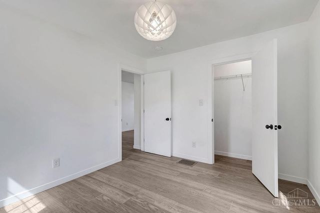 7739 Bowen Ave, Cincinnati, OH 45255