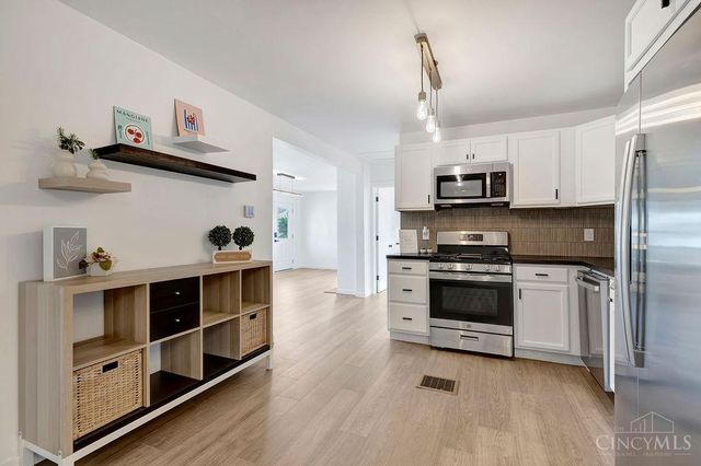 7739 Bowen Ave, Cincinnati, OH 45255