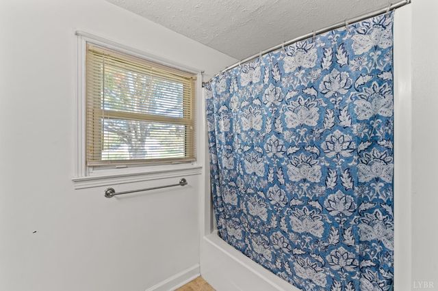 212 Ogden Road, Altavista, VA 24517